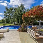 Vila Nadua By Interhome