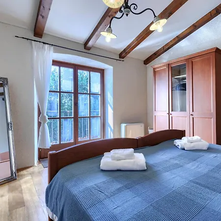 Nadua By Interhome *