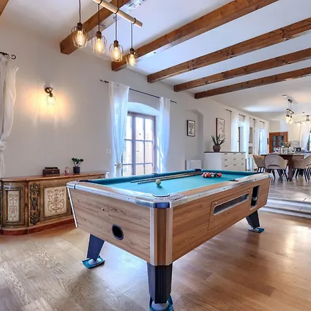 Villa Nadua By Interhome