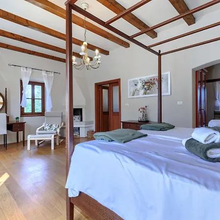 Nadua By Interhome * Katun