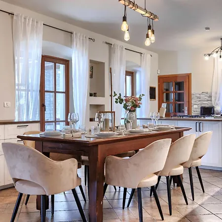 فيلة Nadua By Interhome *